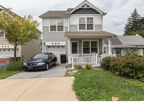 2nd image of 419 Colina Ln