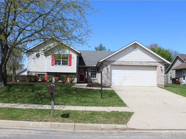 1335 Sentry Ln, Fairborn, OH 45324