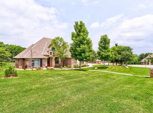 7689 Crockett Ln, Edmond, OK 73034