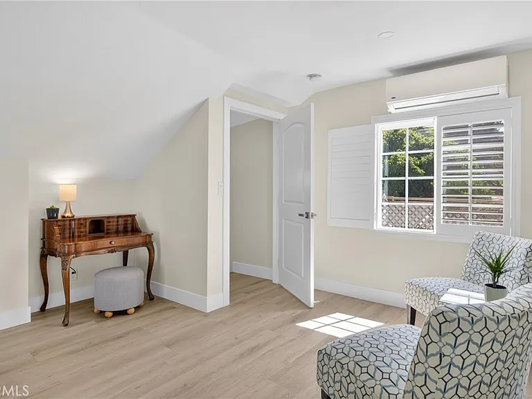 5929 Weaver Ln — Photo 18