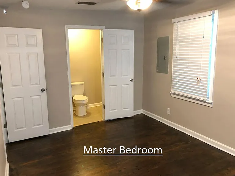 922 Bennett Ave — Photo 8