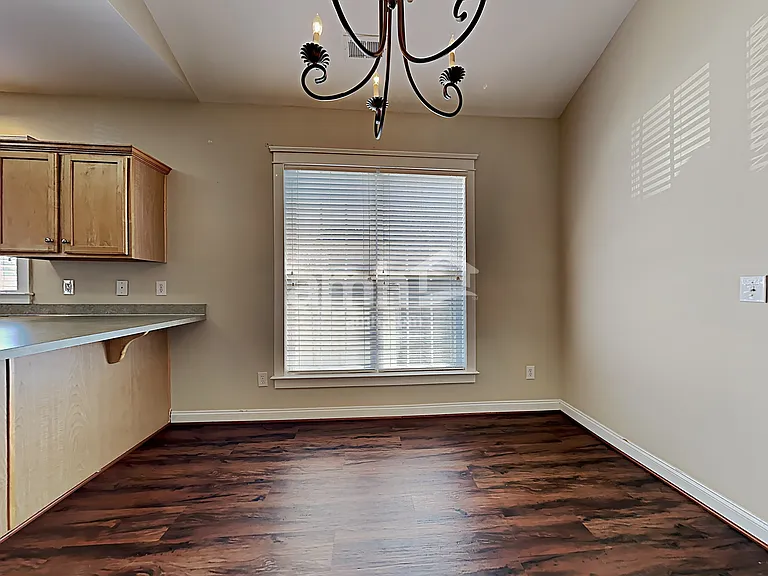 13640 Swinton Rd — Photo 5