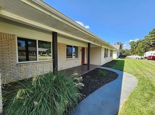 21468 Circle Dr, Chandler, TX 75758