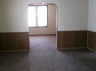 2265 Bernard St, Hamtramck, MI 48212