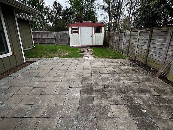 3rd image of 4249 Holly Hill Ct