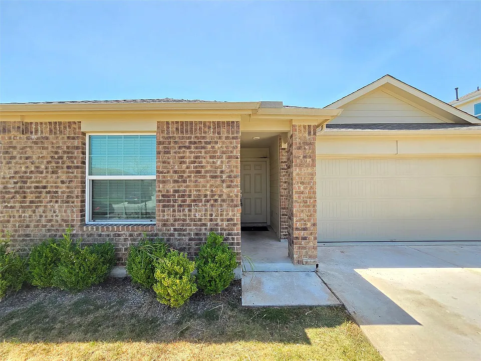 3305 Dusted Daisey St
