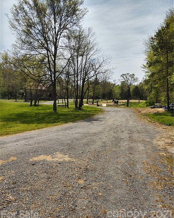 1st image of 9445 Hutchinson Ln
