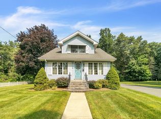 60 Pinney St, Palmer, MA 01069