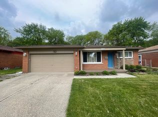 26757 Warner Ave, Warren, MI 48091