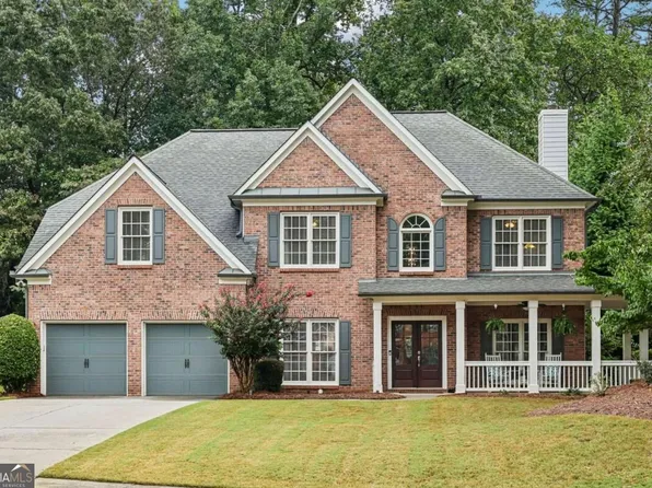 3845 Summit Gate Dr, Suwanee, GA 30024