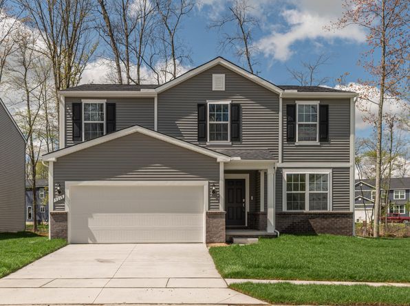 9268 Hemlock Ln