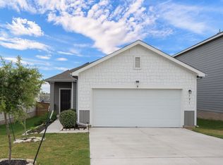 121 Comancheros Rd, Jarrell, TX 76537