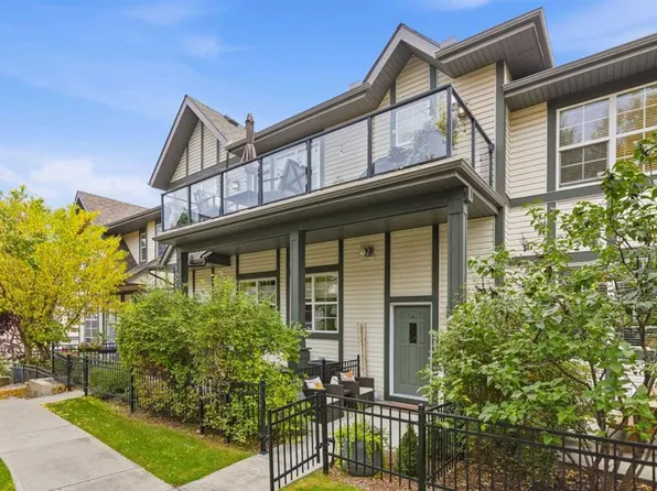 1221 W Cranford Ct SE, Calgary, AB T3M 0W2