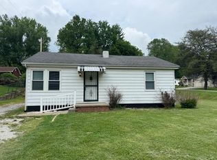 777 Watson Ln, Henderson, KY 42420