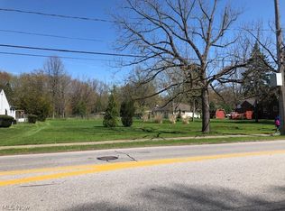 Clague Rd, Westlake, OH 44145