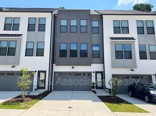 1120 Kiernan Grove Ln, Cary, NC 27519