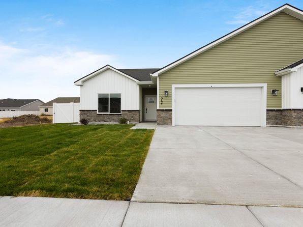 564 S Cutler Ave, Sugar City, ID 83448
