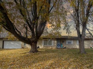 2 Riverdale CIRCLE, Watertown, WI 53094