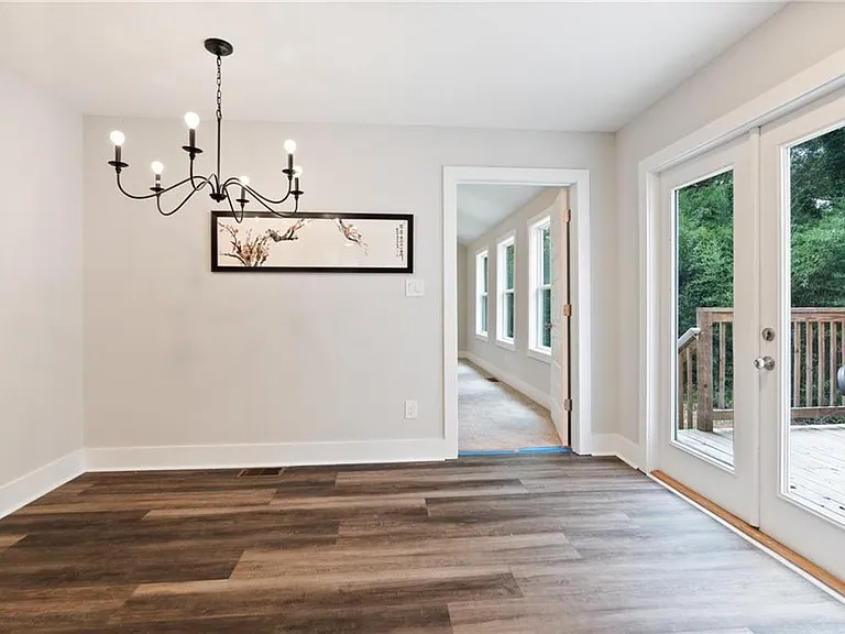 3439 Jackson Dr — Photo 6