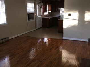 138 Wilkes St APT 2, Elkin, NC 28621