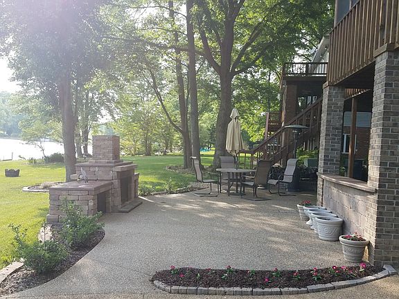 Patio with FP