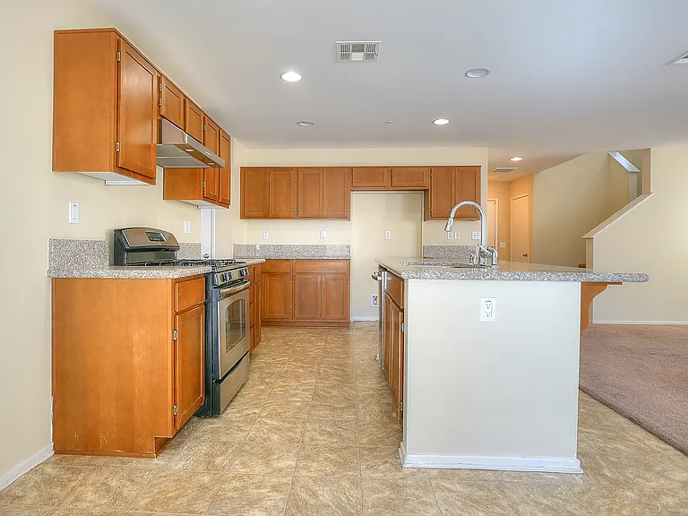 34212 Woodmont #1 — Photo 57
