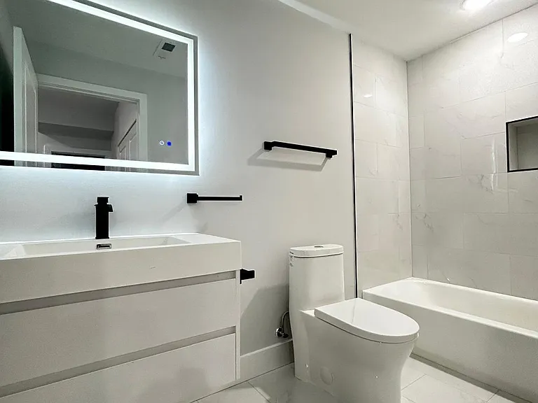1108 W Dauphin St #203 — Photo 7