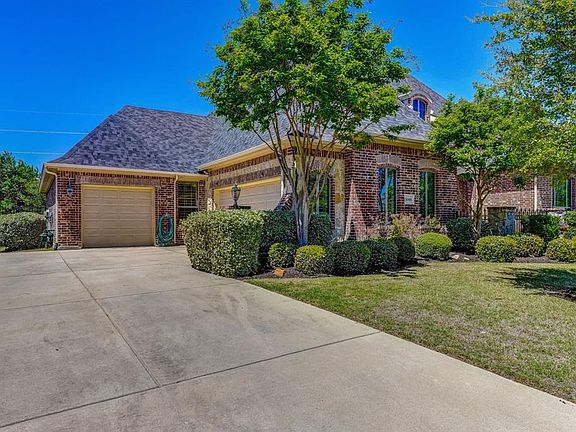 3rd image of 1001 Deer Run Ln