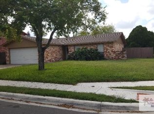 30 Wood Hollow Dr, Brownsville, TX 78521