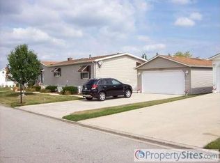 22931 S Balmoral Dr, Frankfort, IL 60423