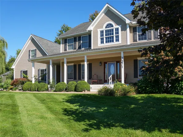 7371 Sage Xing, Fairview, PA 16415