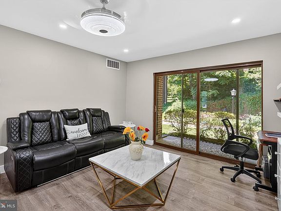 2nd image of 17816 Buehler Rd #D-3