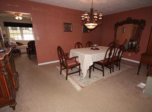 3rd image of 15842 E Lake Shore Dr S
