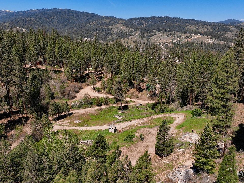 1st image of 19 Red Bluff Rd