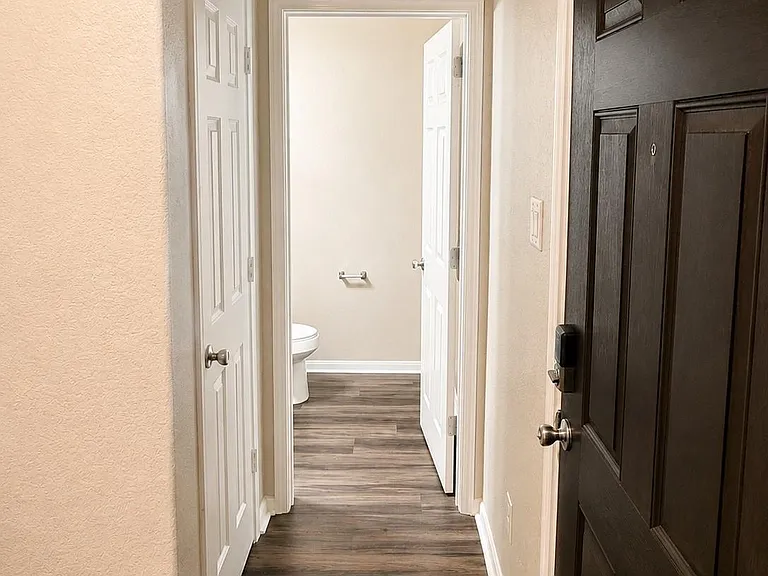 18802 Bailey Oaks Ln — Photo 5