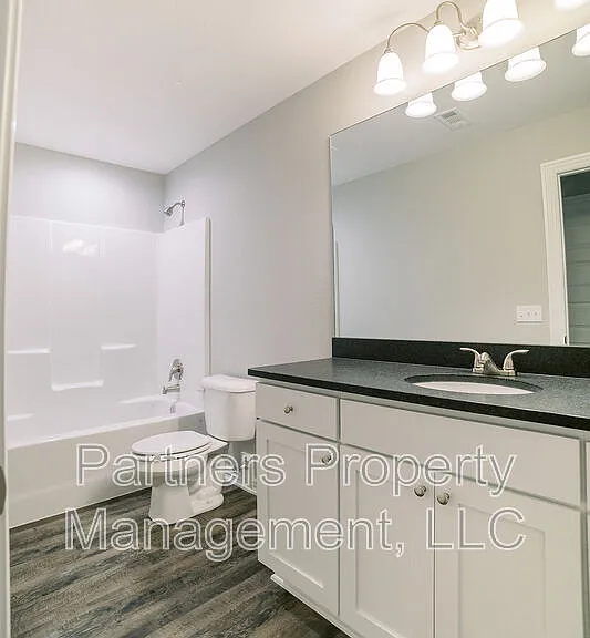 372 Canada Dr — Photo 17