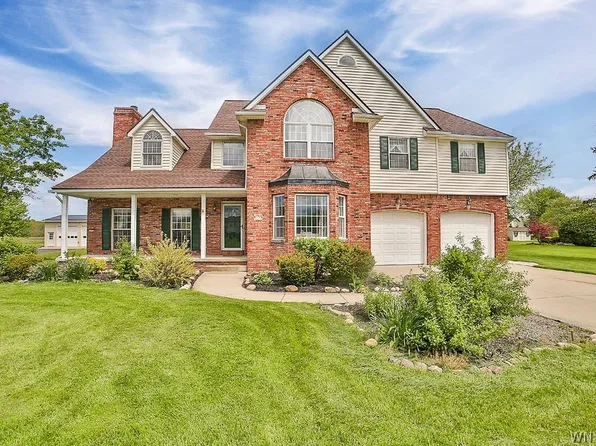 6755 Aiken Rd, Lockport, NY 14094