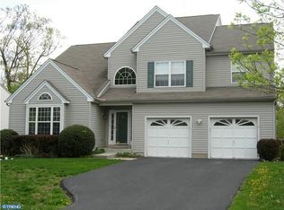 653 Buyers Rd, Collegeville, PA 19426