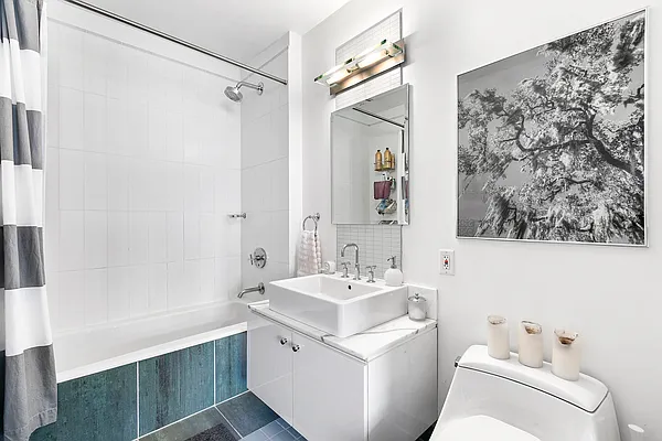 Rented by Corcoran | media 23