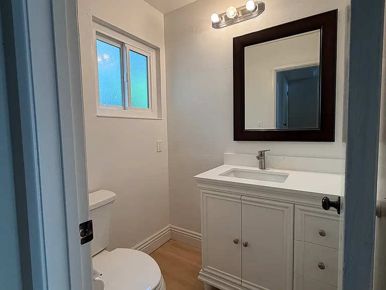 115 Ascot Ct — Photo 6