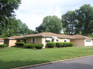 739 W Highland St, Springfield, MO 65807