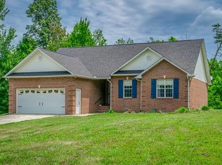 207 Luray Ct, Monterey, TN 38574