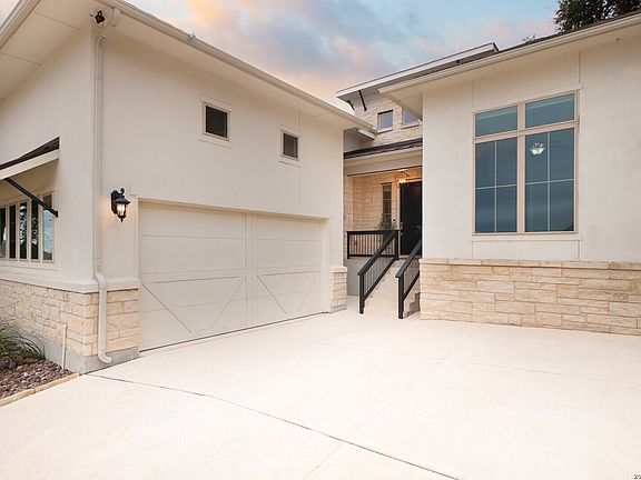 4th image of 117 Wildrose Hill