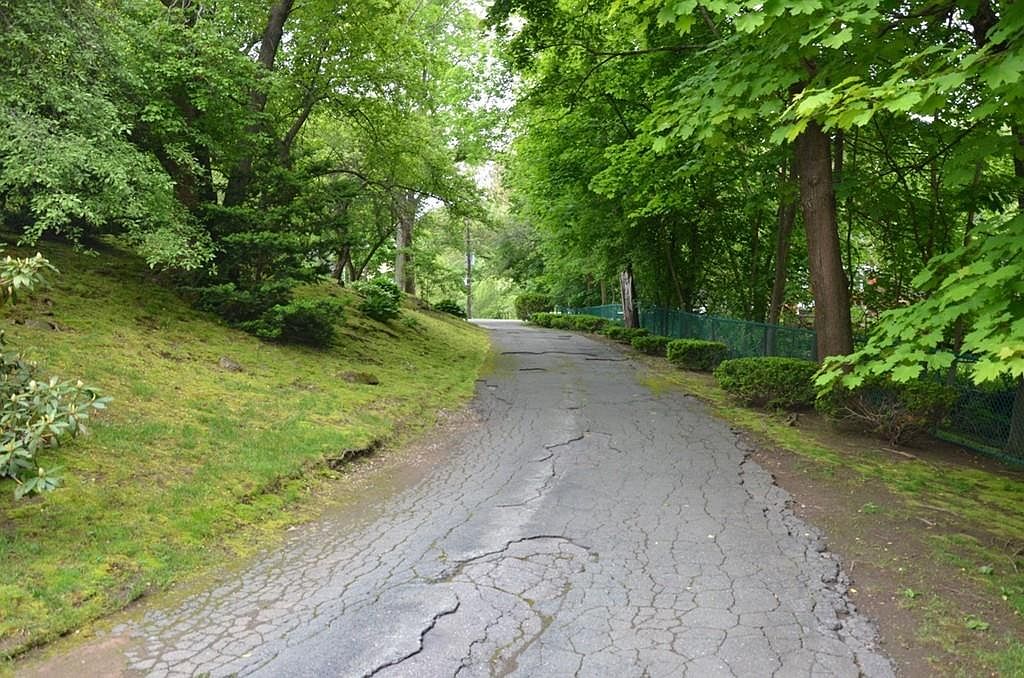 77 Wenham St, Danvers, MA 01923 Zillow