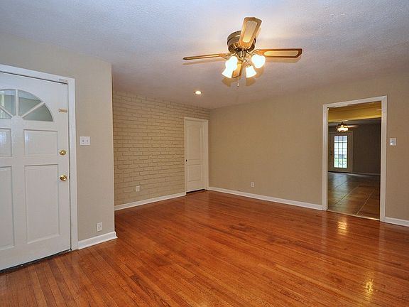 2nd image of 12221 Palmfree St