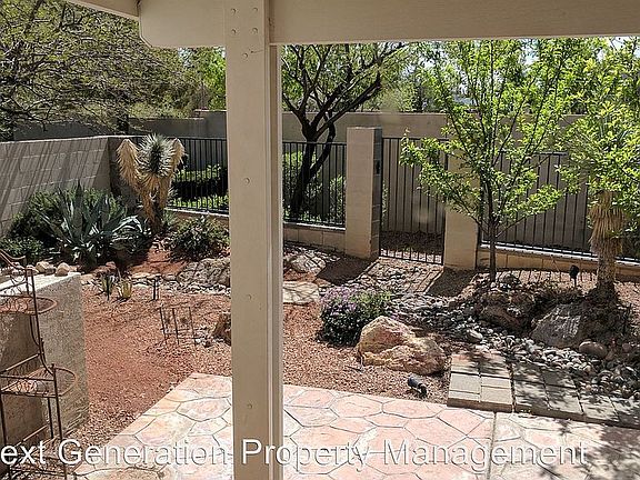 3rd image of 10215 Juniper Creek Ln