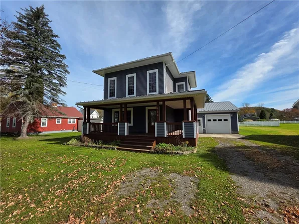 920 Maple St, Whitesville, NY 14897