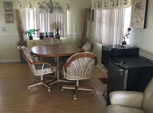 70 6th St W, Nokomis, FL 34275