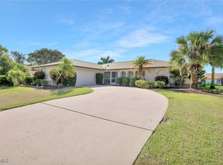 206 SE 37th Ter, Cape Coral, FL 33904