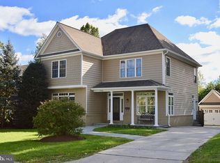 3706 Stewart Dr, Chevy Chase, MD 20815